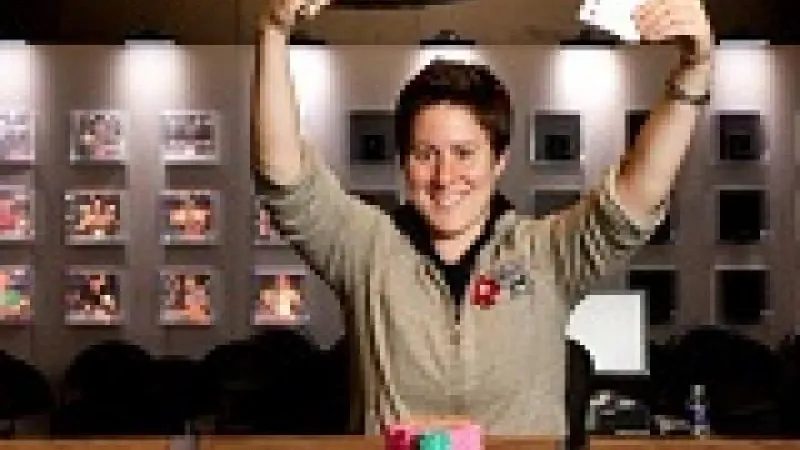 WSOP 2012: Vanessa Selbst remporte son second bracelet WSOP (Event #52)