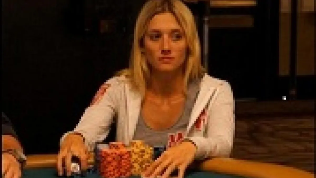 Main Event WSOP 2012: Gaëlle Baumann Chip-leader provisoire