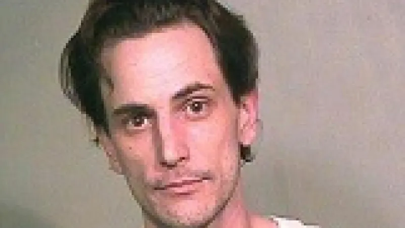 Un Père délaisse ses 3 enfants pour jouer au poker