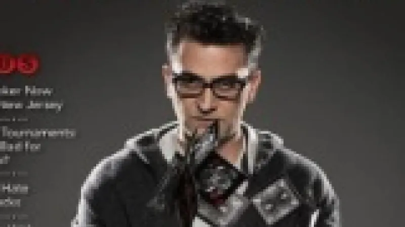 Antonio Esfandiari sponsorisé par Ultimate Poker