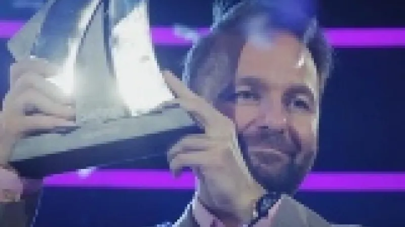 Shark Cage : Negreanu remporte son duel face à Ivey et empoche 1.000.000$