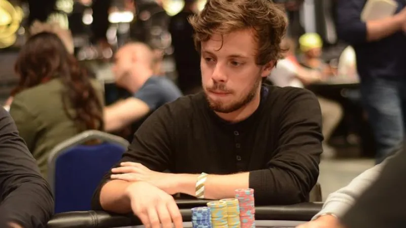 Dans la tête d'un pro : Romain Lewis aux portes à de l'argent (WSOP 10k$ Ep 1 bis)