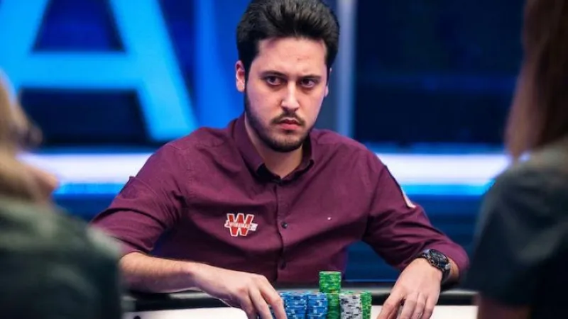 Dans la Tête d'un Pro : La première d'Adrián Mateos