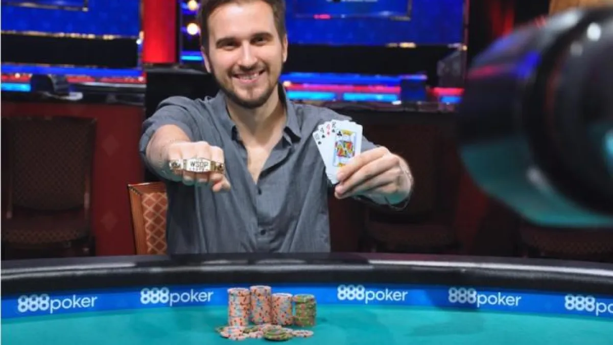Victoire française aux WSOP : Julien Martini remporte le 1500$ Omaha Hi-Lo 8 or Better