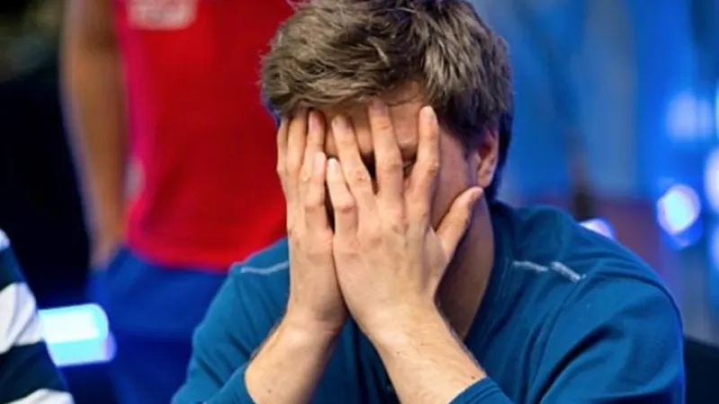 Les pires erreurs au poker (compilation de vidéos)