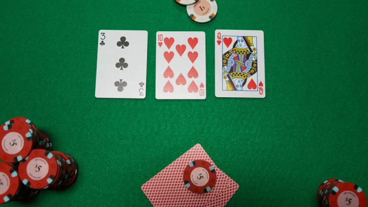 Quizz sur les ranges en cash game : Qui touche le board ?